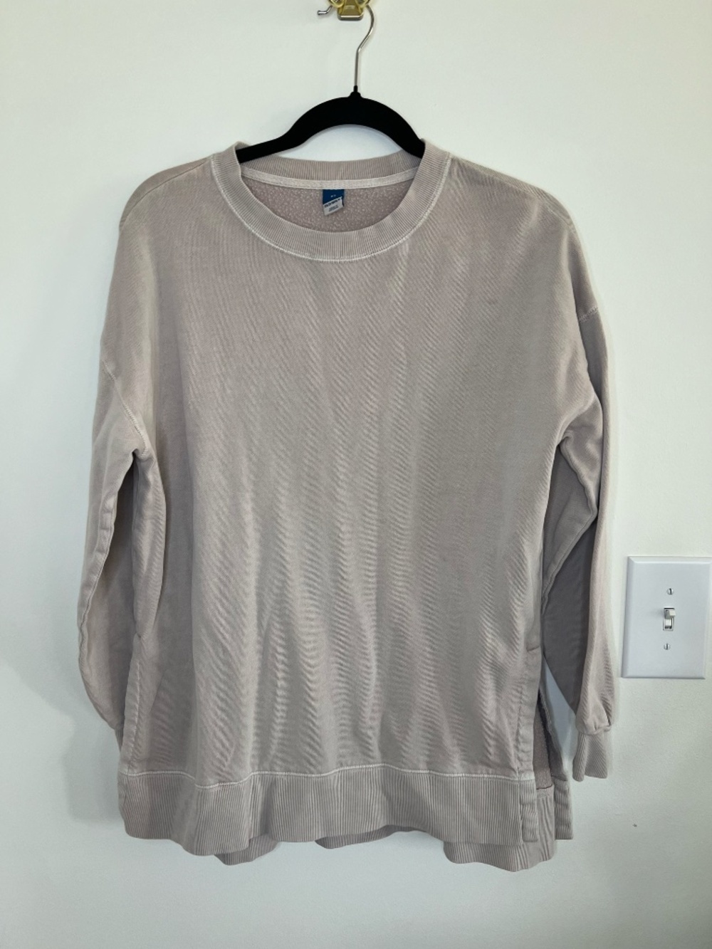 Old Navy Neutral Crewneck Sweatshirt XS | Minimalist Cozy Capsule Lounge